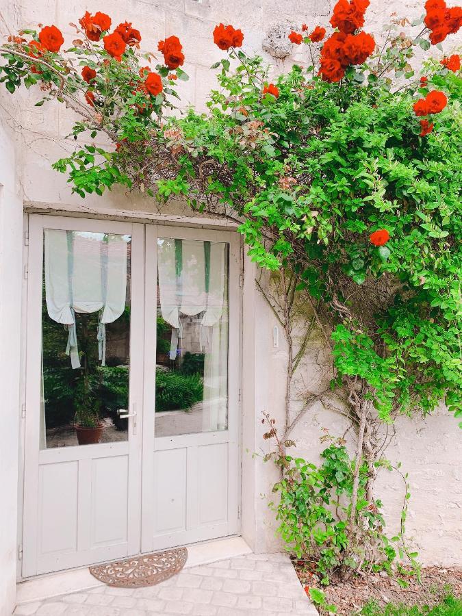 Chambre D'Hotes Les Bains Du Bruant Saint-Porchaire Exterior foto